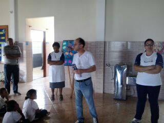 Visita do Pe.T�lio e dos paroquianos Col�gio Passionista Santa Luzia