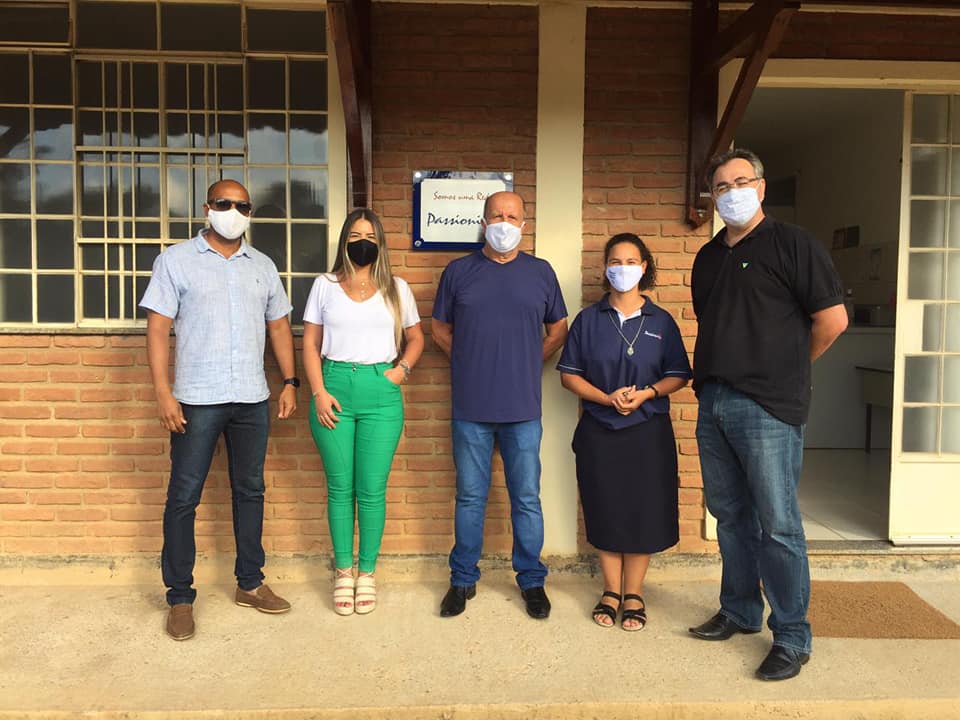 Agradecimento ao grupo Sicoob Nossacoop Col�gio Passionista Santa Luzia