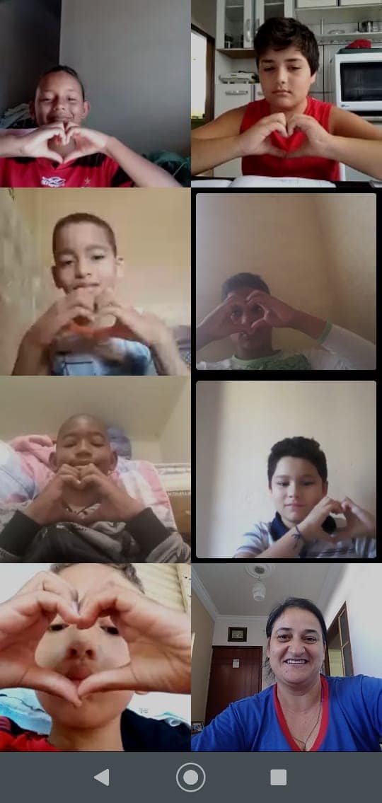 Os alunos do 5� A no whatsApp Col�gio Passionista Santa Luzia