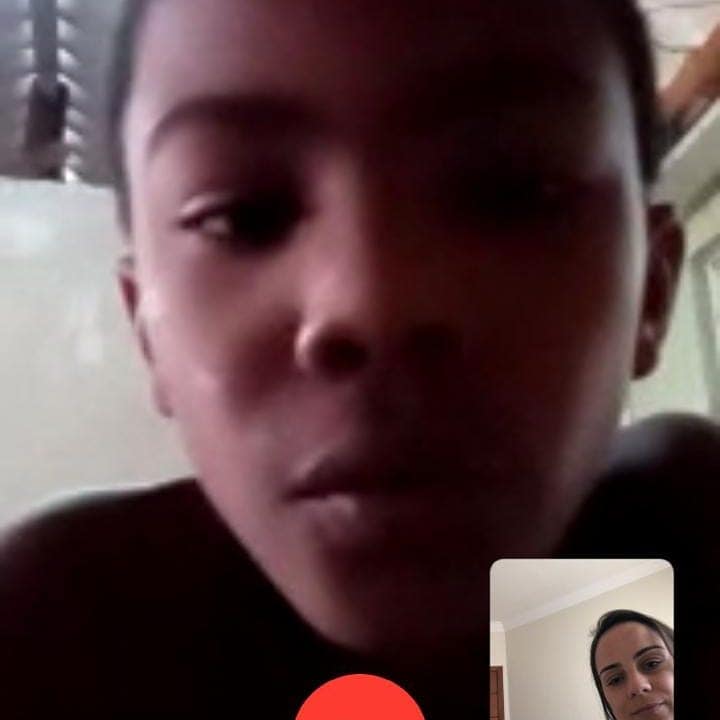 A turma do 2�ano A est� conectada nas aulas on-line Col�gio Passionista Santa Luzia