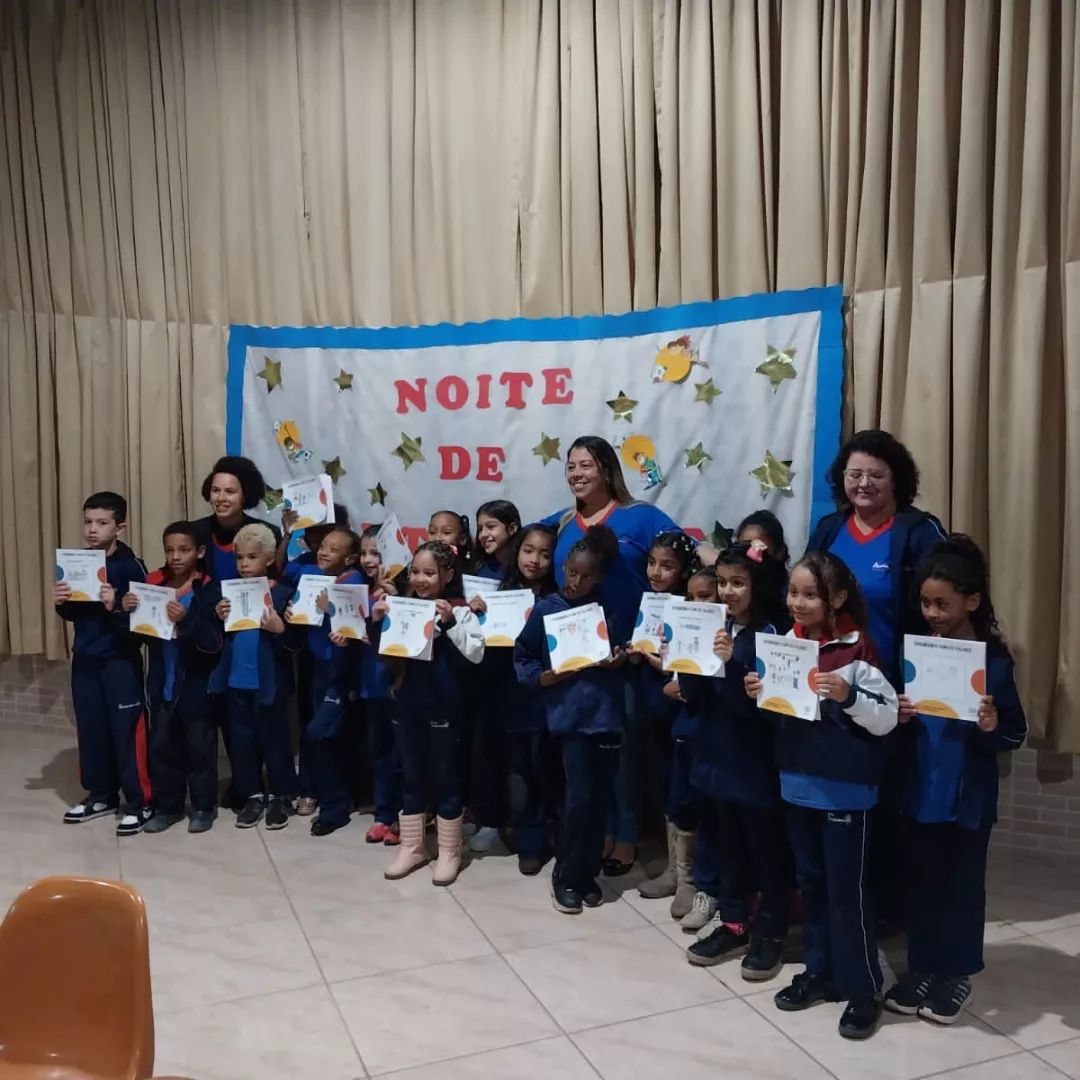 Noite de Aut�grafos - turma do 2� ano Col�gio Passionista Santa Luzia