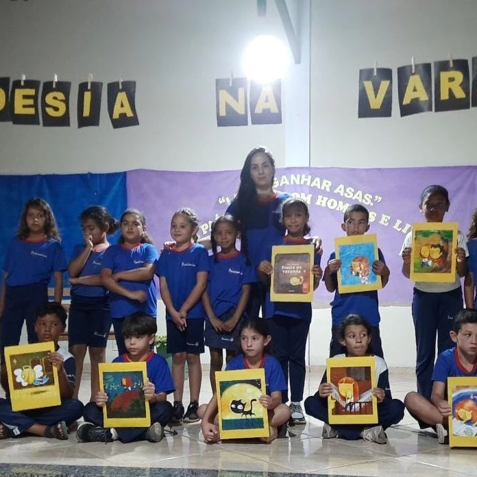 Dia do Livro Col�gio Passionista Santa Luzia