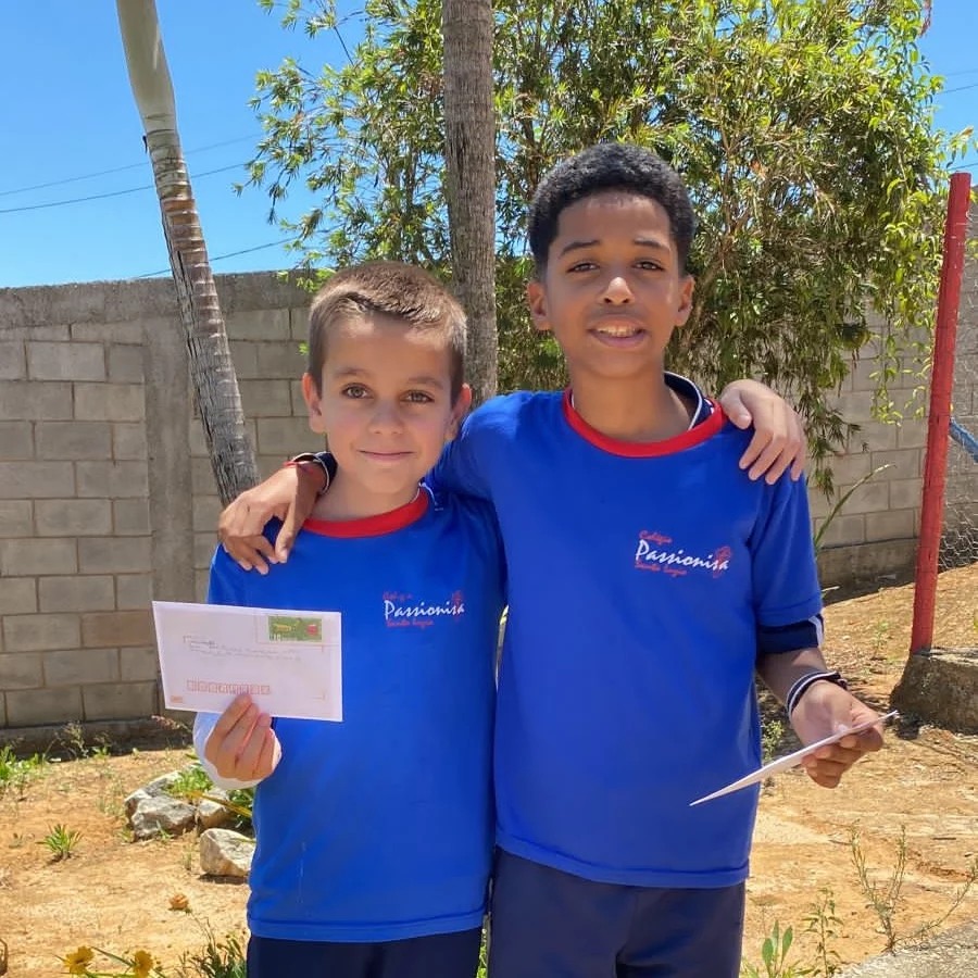 Meios de Comunica��o - Cartas Col�gio Passionista Santa Luzia