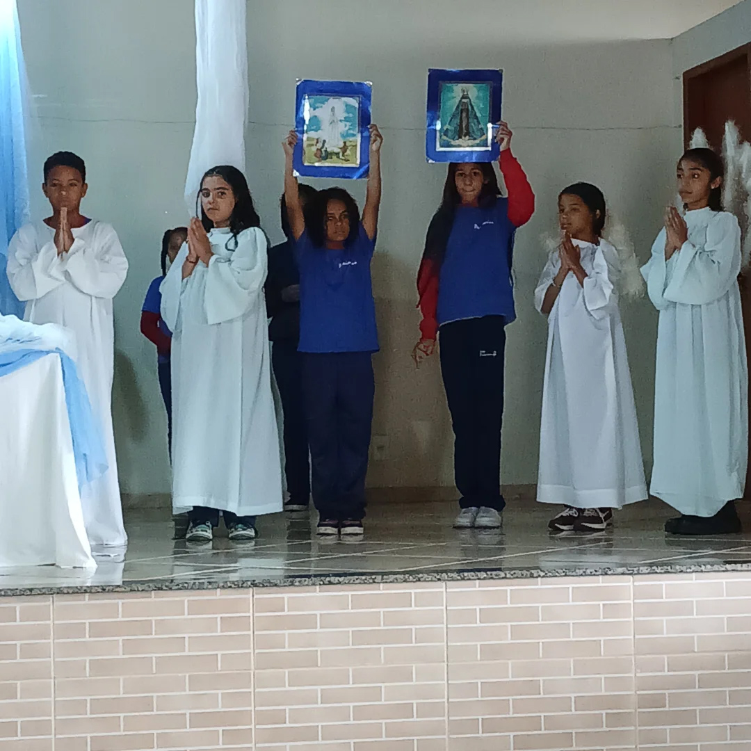 Um dia de f� e devo��o Col�gio Passionista Santa Luzia