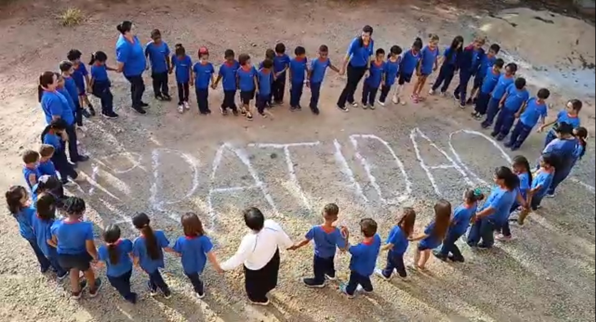 A��o de Gra�as! Col�gio Passionista Santa Luzia