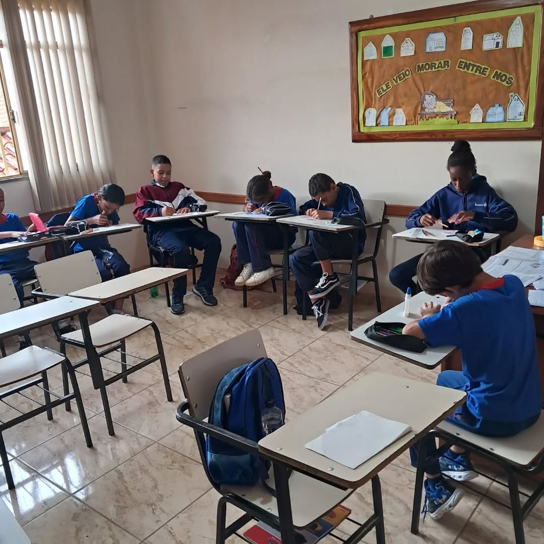 Aqui a aprendizagem acontece juntos! Col�gio Passionista Santa Luzia