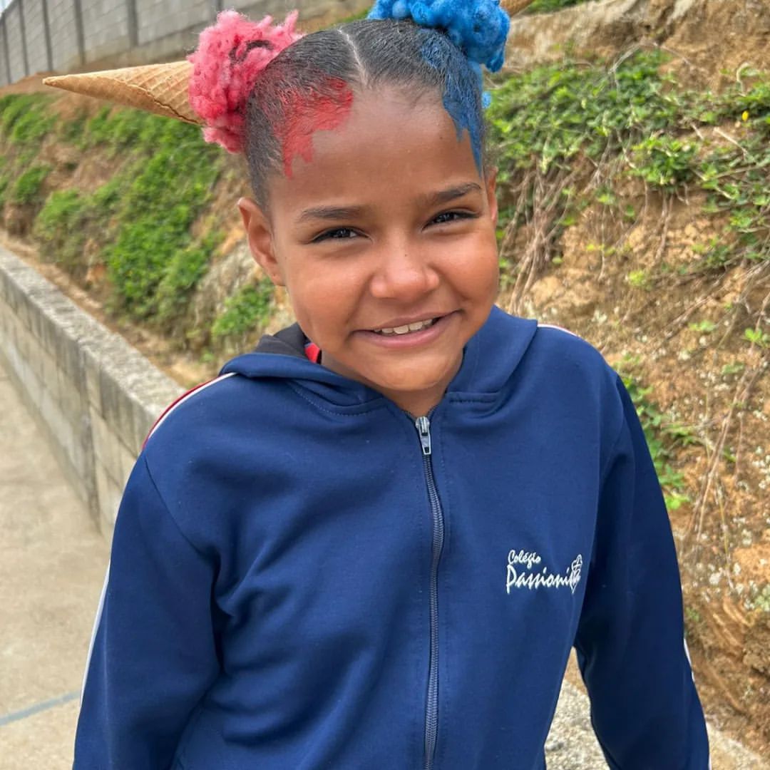 Cabelo Maluco na Semana da Crian�a Col�gio Passionista Santa Luzia