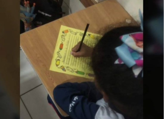 Cartas entre amigos - 2� Ano A Col�gio Passionista Santa Luzia