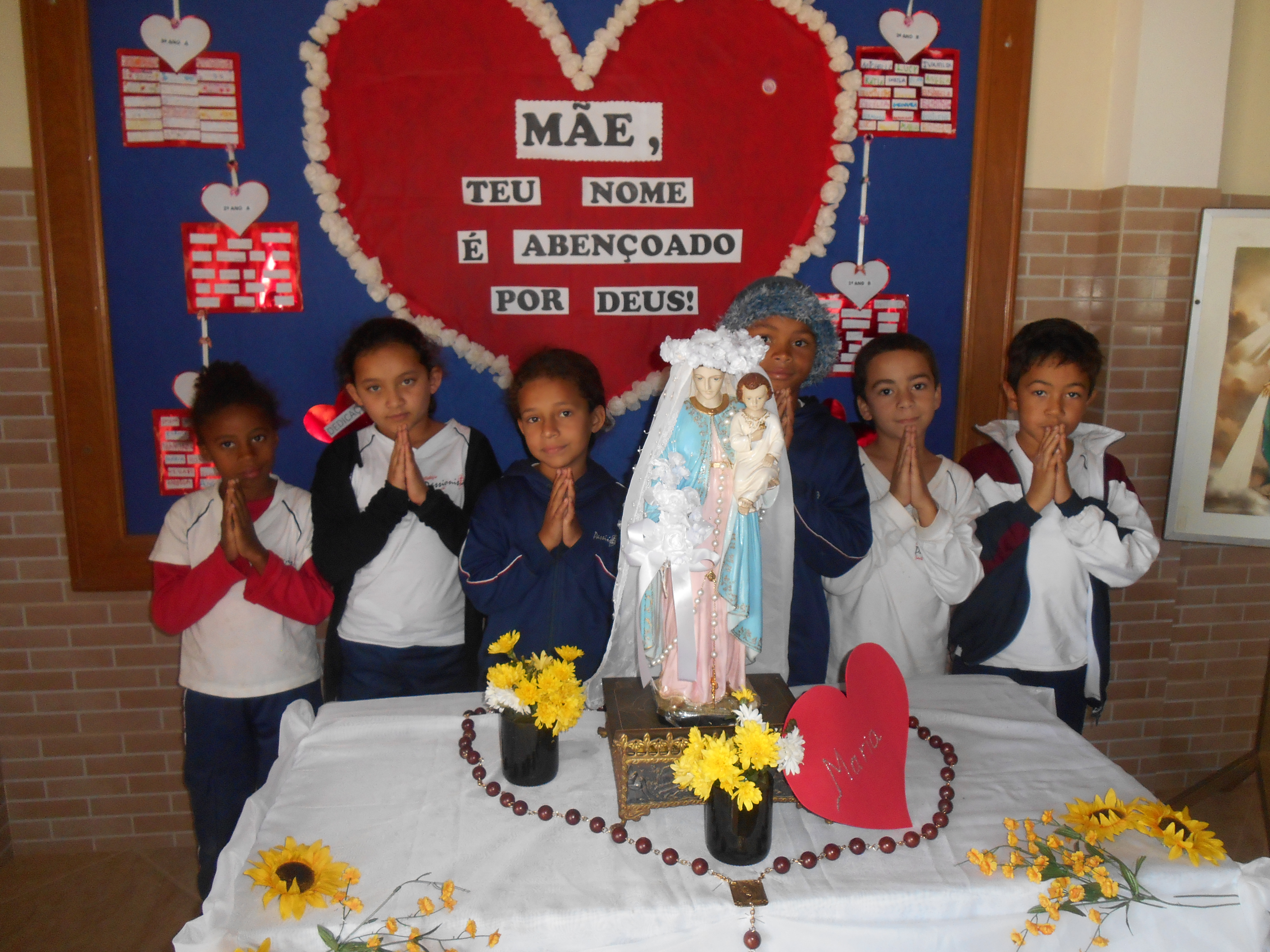 Encerramento do m�s de maio Col�gio Passionista Santa Luzia