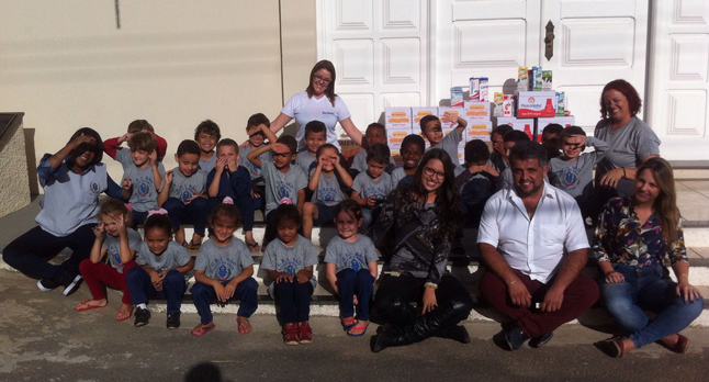 SAS entrega alimentos arrecadados em corrida r�stica Col�gio Passionista Santa Luzia